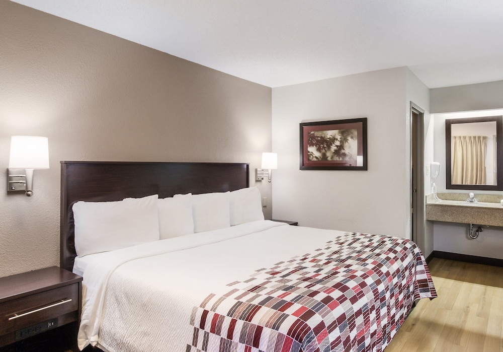Red Roof Inn Lexington - photo 11