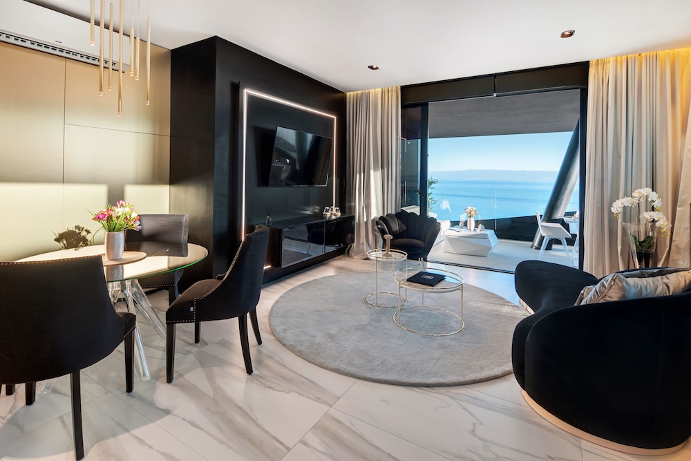 Posh Residence Luxury Suites — Split — photo 5