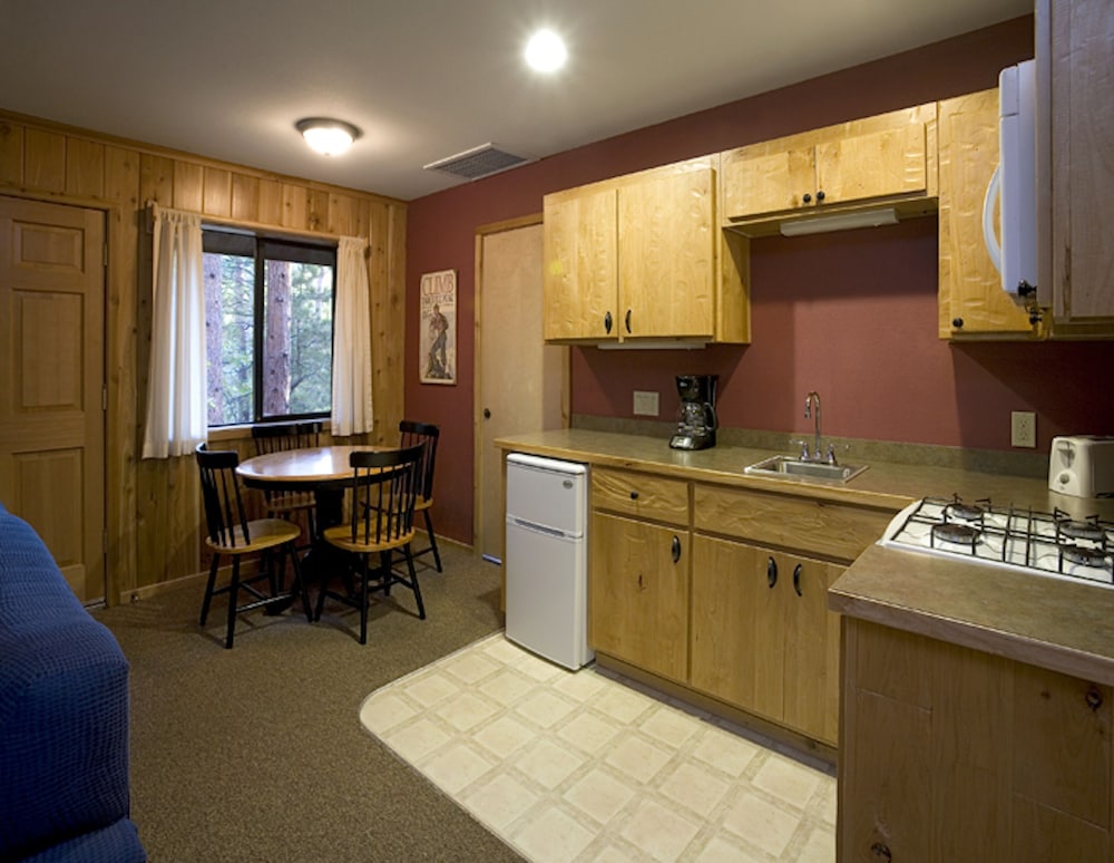 Idyllwild Inn - photo 121