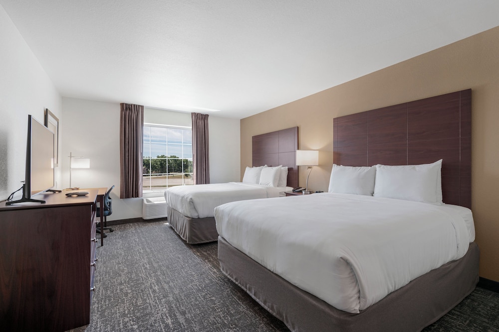 Cobblestone Hotel & Suites Urbana - photo 26
