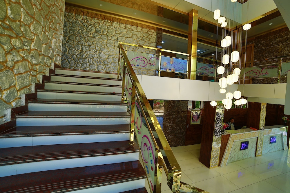 Hotel Maya Palace — hotel in Abu