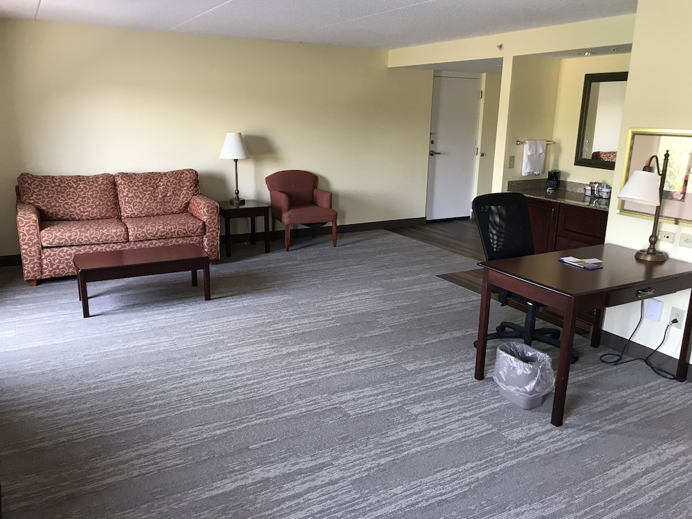Hampton Inn & Suites Lamar - photo 66