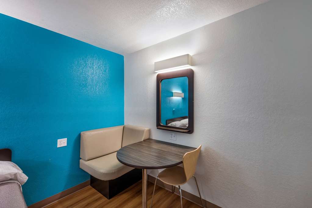 Motel 6 Irving TX Irving DFW Airport East - photo 14
