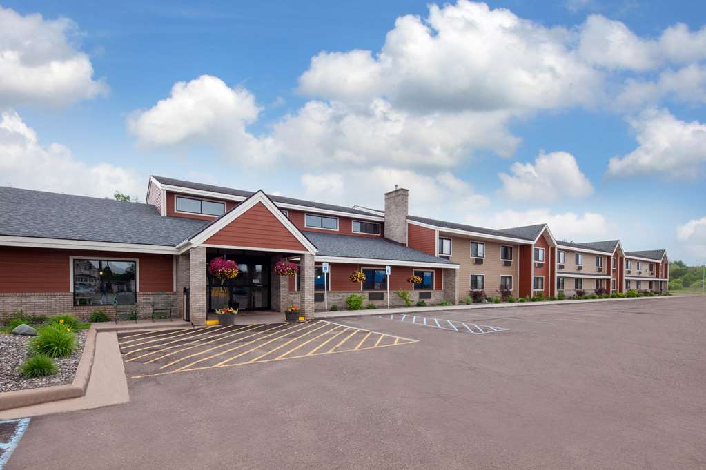 AmericInn by Wyndham Ironwood - photo 3