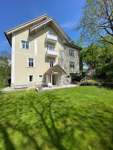 Historical Villa in the heart of Bled — 4-Star Luxury Hotel in Bled, Slovenia