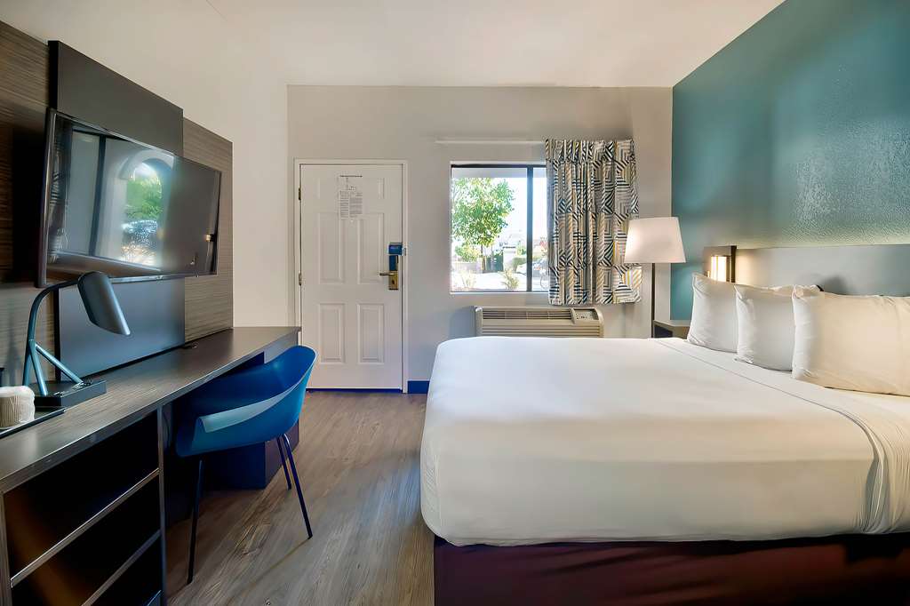 Studio 6 Suites Lawndale CA South Bay - photo 17