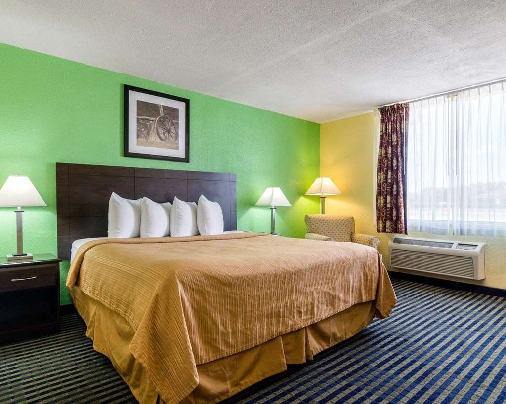 Quality Inn Liberal - photo 13