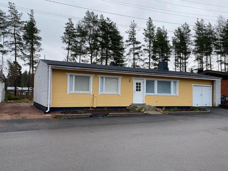 Saunallinen Iso Omakotitalo — 4-Star Luxury Hotel in Kotka, Finland