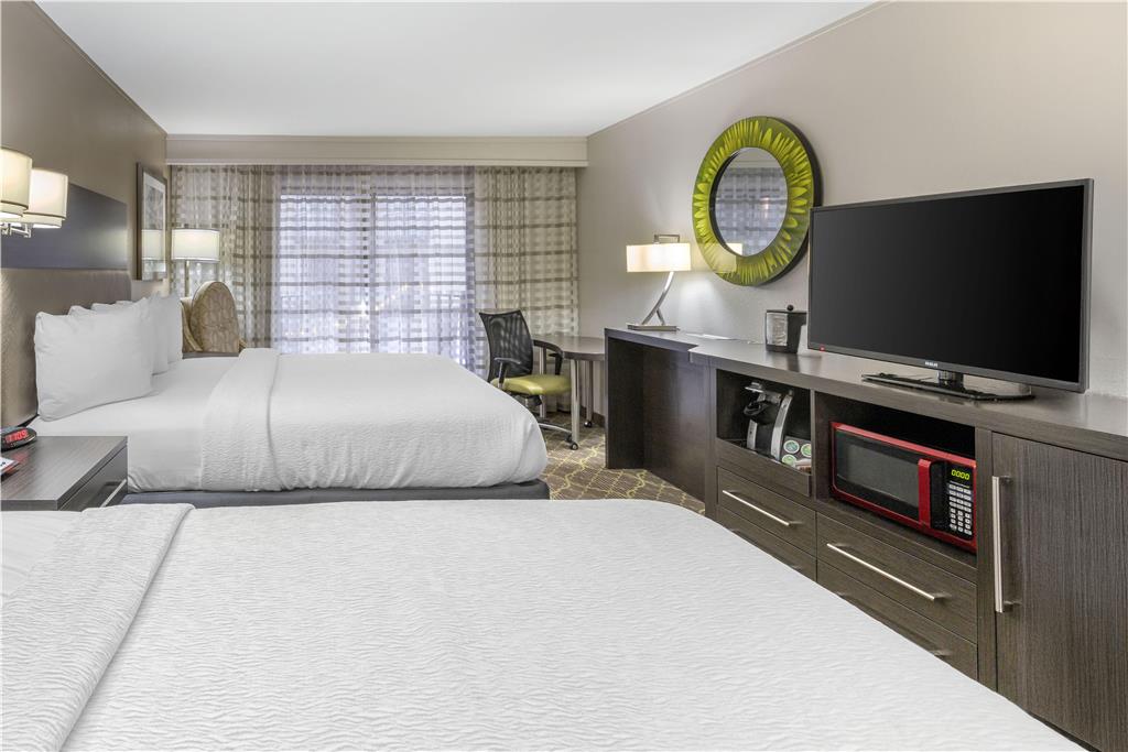Best Western Plus Clemson Hotel & Conference Center - photo 12