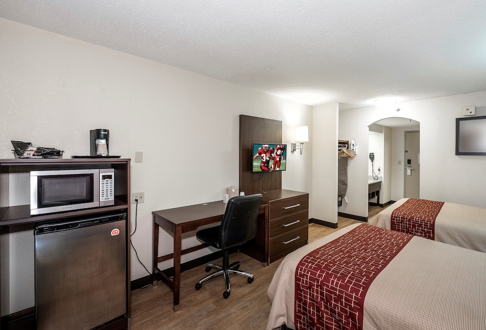 Red Roof Inn Lancaster - photo 16