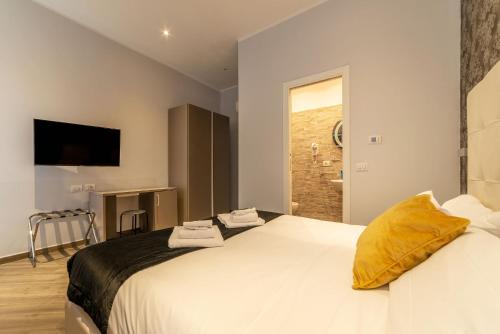 Frattina 2 FromHometoRome — 4-Star Luxury Hotel in Rome, Italy