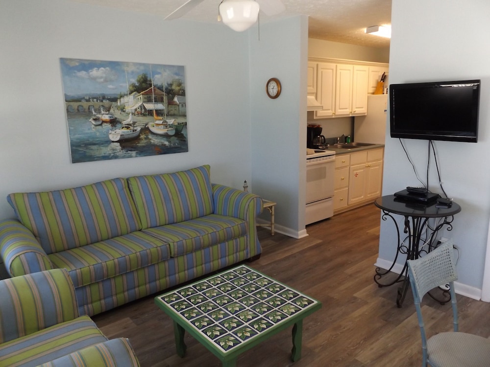 Pineapple Villas on Laguna Beach - photo 121