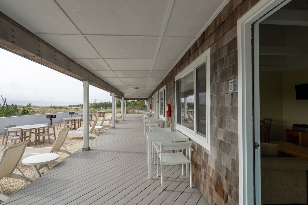 Driftwood Resort - photo 202