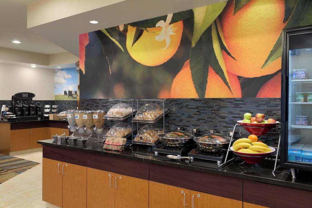Fairfield Inn & Suites Bismarck North - photo 22