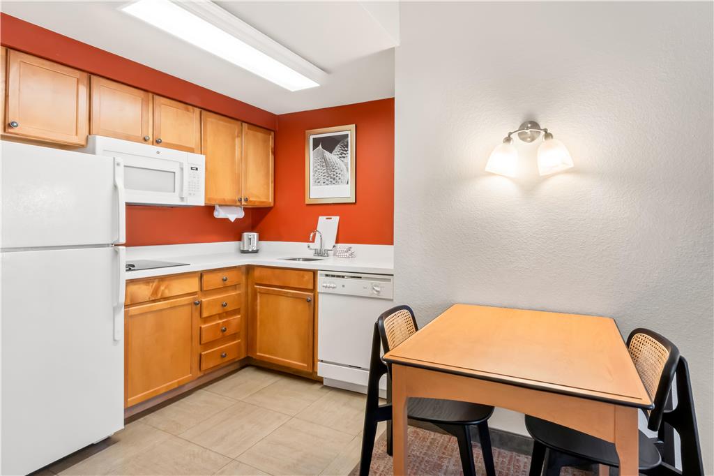 Sonesta ES Suites Phoenix Goodyear - photo 20