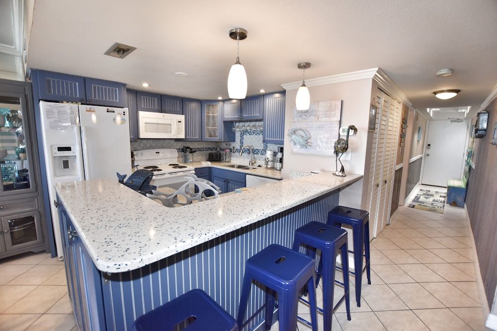 0801 Waters Edge Resort condo - photo 15