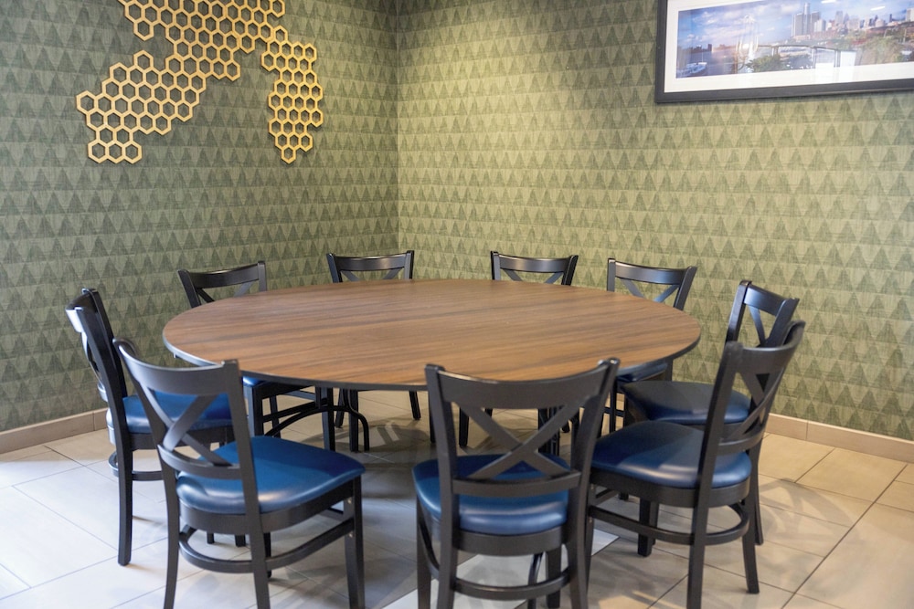 Hotel Indigo Detroit Downtown by IHG - photo 76