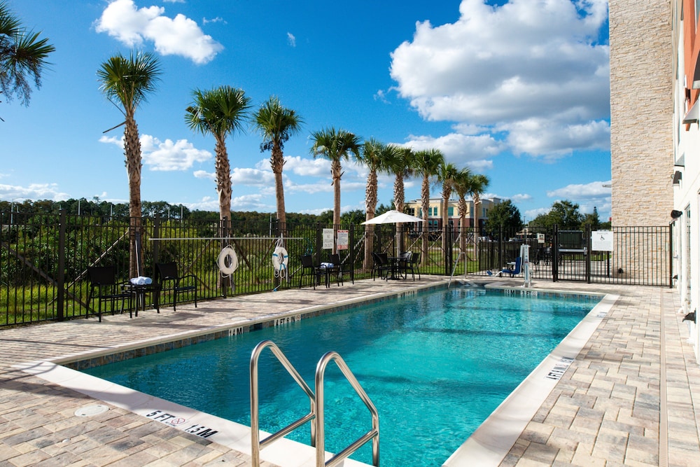 Holiday Inn Express Orlando South Park by IHG - photo 45