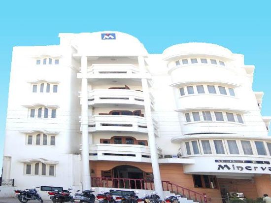Hotel Minerva — hotel in Jalgaon
