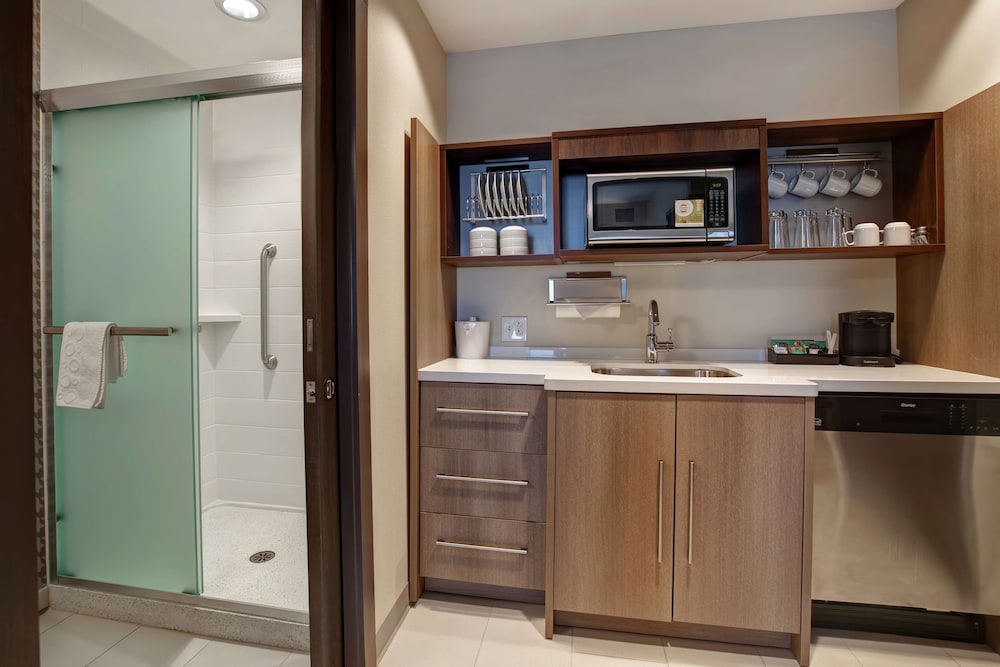 Home2 Suites by Hilton Charlotte Uptown NC - photo 43