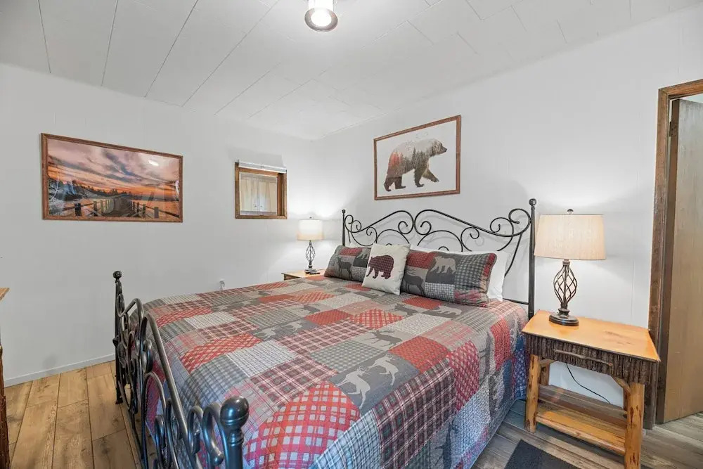 Bear Slope View Cabin Beautiful home located just south of Bear Mountain ski resort - photo 18
