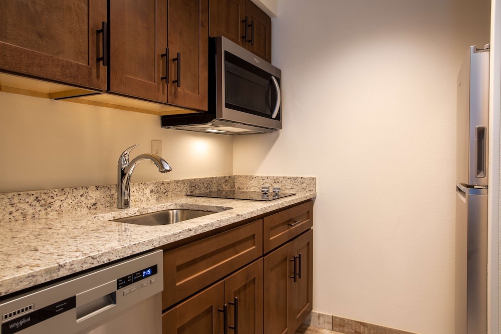Homewood Suites by Hilton Myrtle Beach Coastal Grand Mall - photo 10