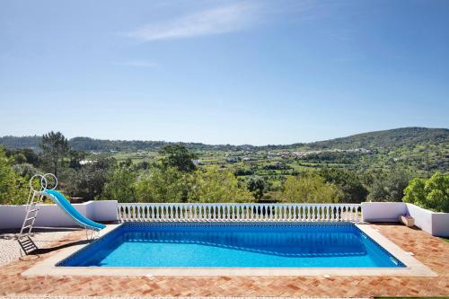 Casa Noah — 4-Star Luxury Hotel in Sao Bartolomeu De Messines, Portugal