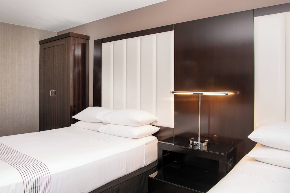 Beverly Hills Marriott - photo 20