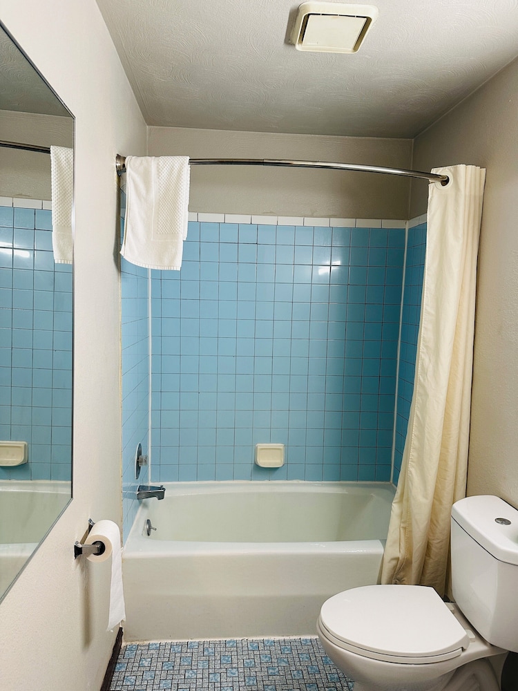 Boston Inn - photo 29
