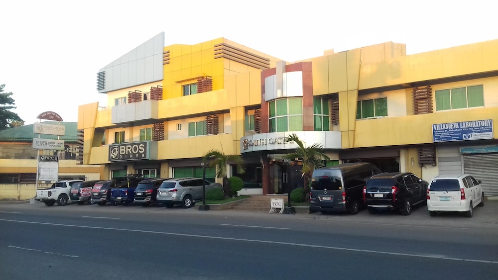 Southgate Inn - carbon neutral hotel in Kabankalan