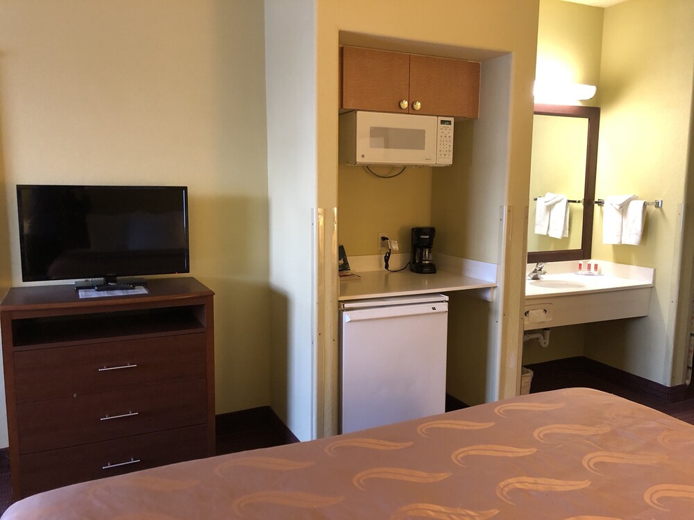 GreenTree Inn Denver Tech Center - photo 14