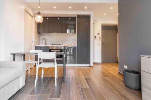 Bellaria House M5 San Siro Milano City WI FI Super Veloce — 4-Star Luxury Hotel in Milan, Italy