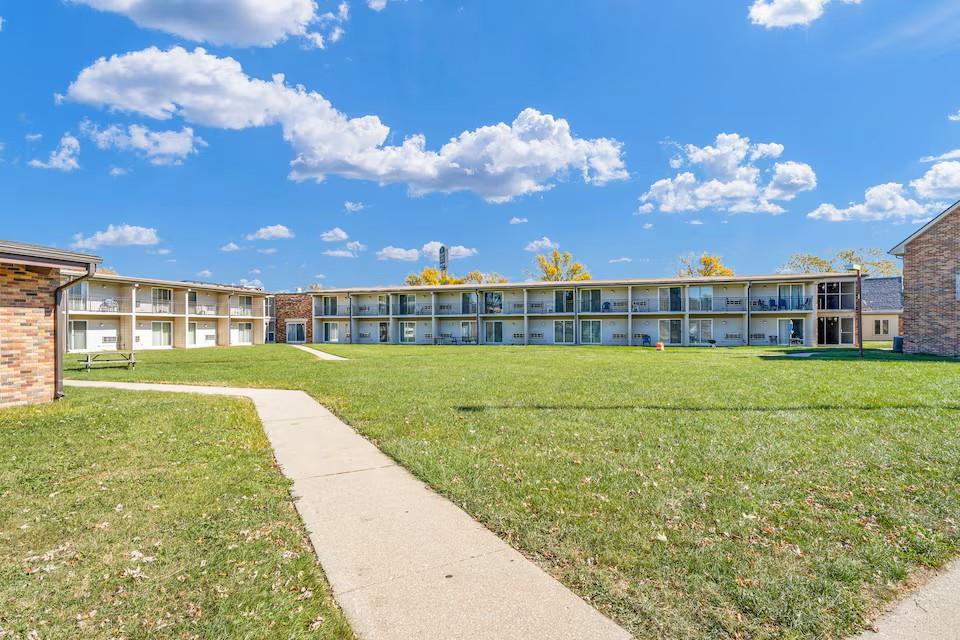 Eastlake Suites Hotel & Conference Center By OYO Urbana in Urbana, United States