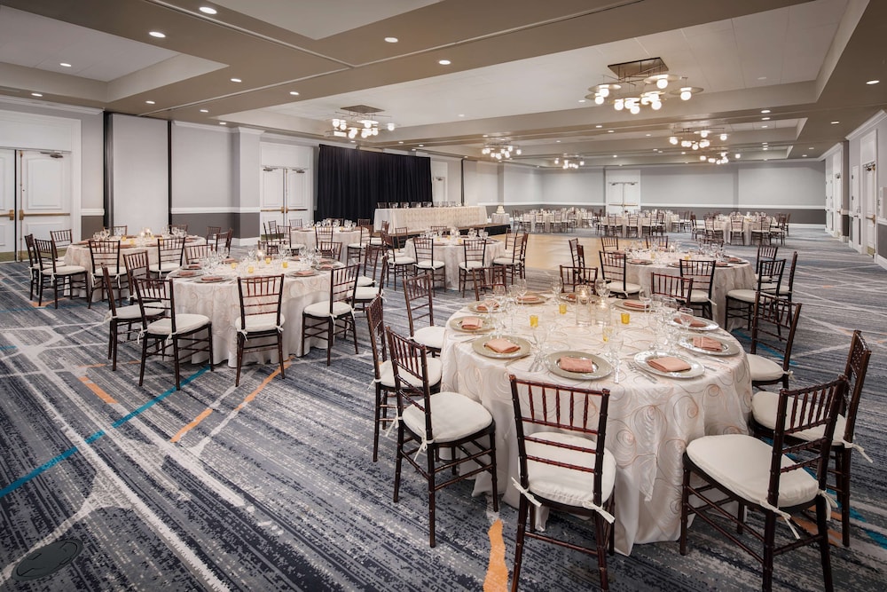 Embassy Suites by Hilton San Rafael at Marin Center - photo 51