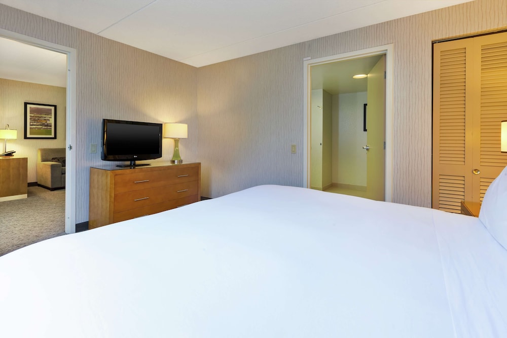 Hotel Auburn Hills - photo 11