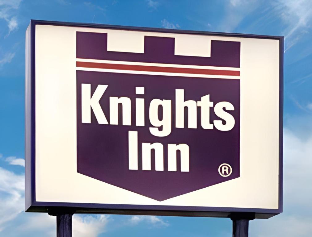 Knights Inn Liberty - photo 3
