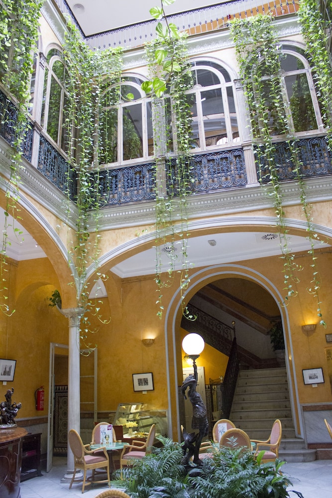 Taberna del Alabardero — Sevilla — photo 4