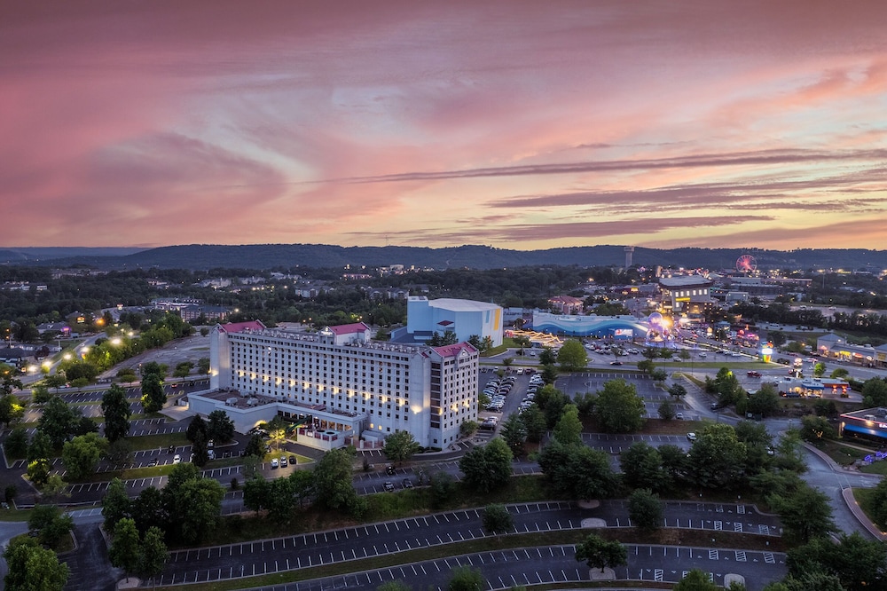 Thousand Hills Resort Hotel - featured photo