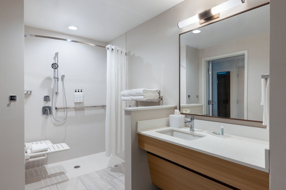 Days Inn Pensacola Beachfront - photo 34
