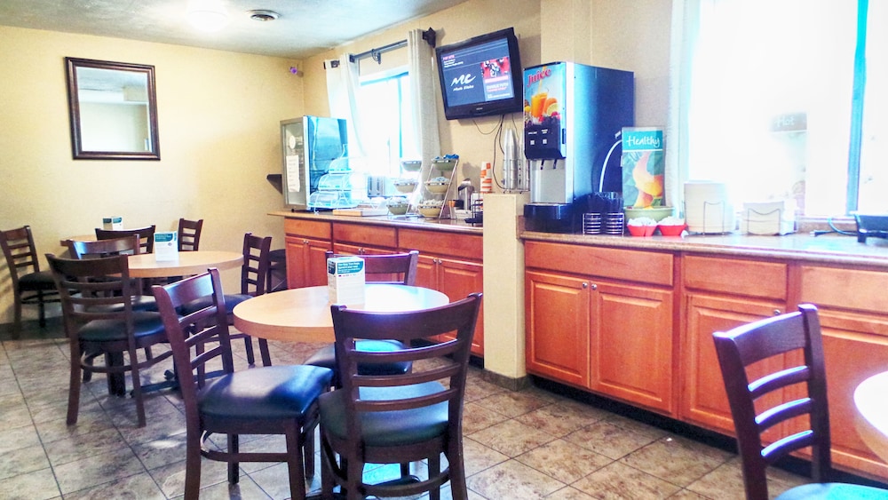 Quality Inn Airport Boise Airport - photo 48