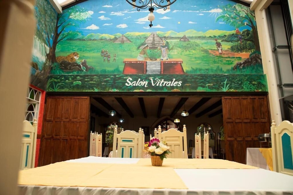 Hotel D Monica