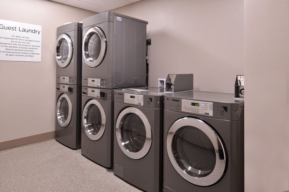 Holiday Inn Express & Suites Mall of America MSP Airport by IHG - photo 23