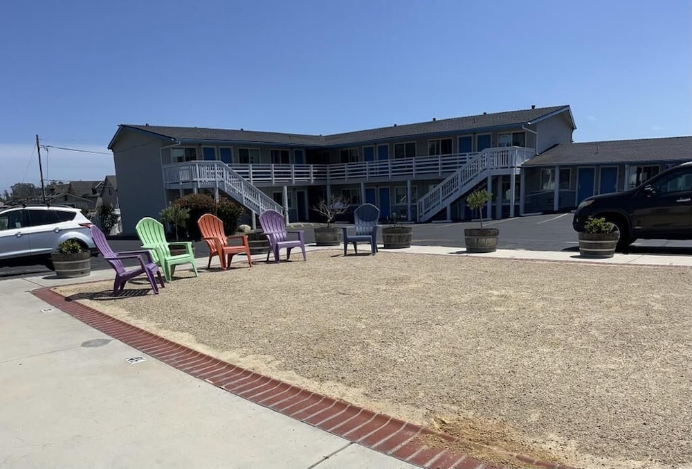 Ocean Palms Motel - photo 13