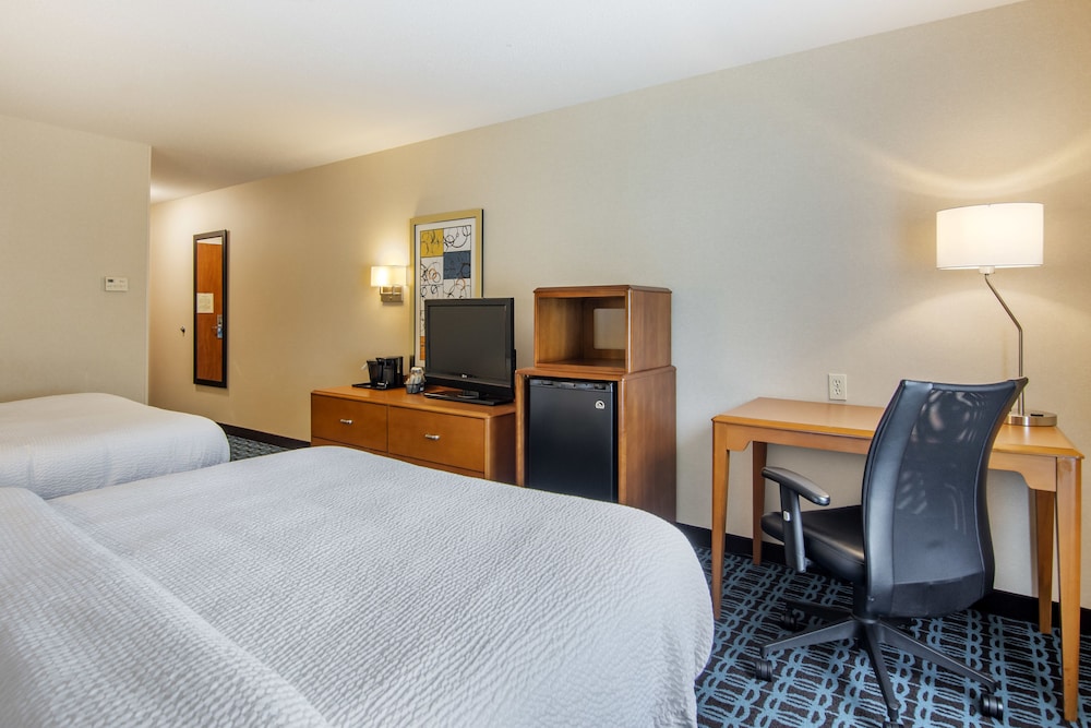Fairfield Inn & Suites by Marriott Hooksett - photo 9