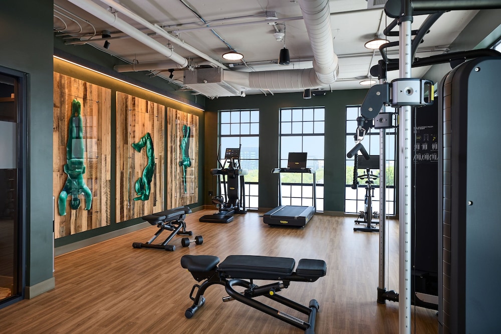 Moxy Charleston Downtown - photo 26