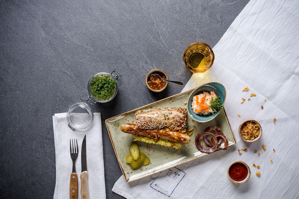 מזון ומשקאות