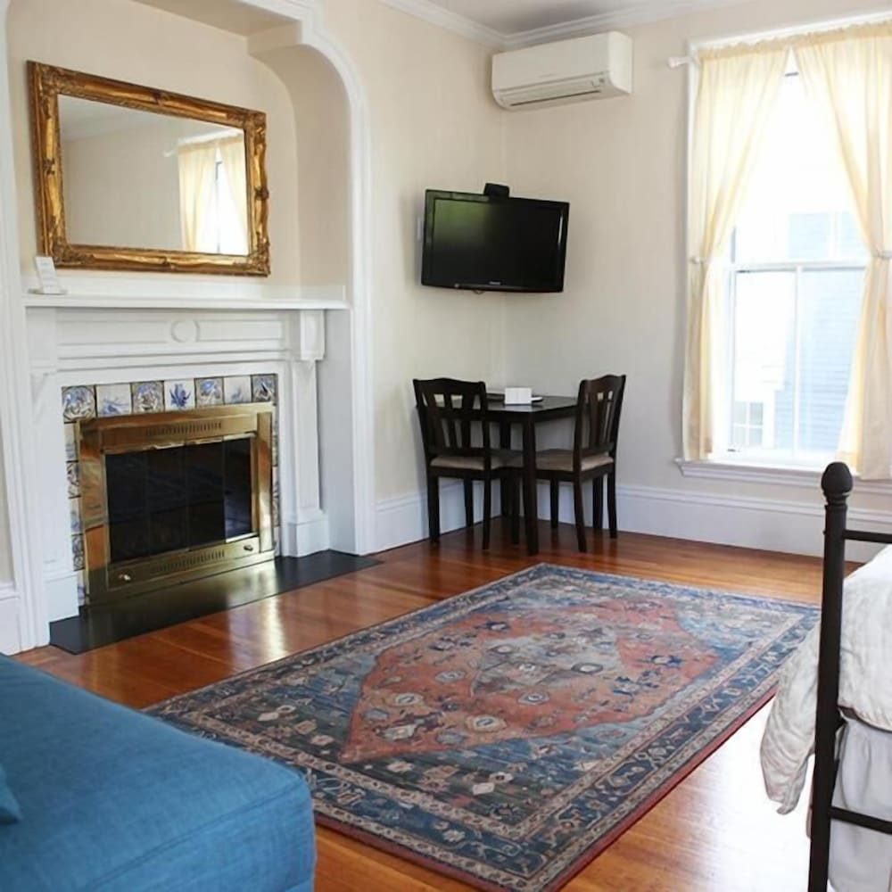 The Salem Inn - photo 38