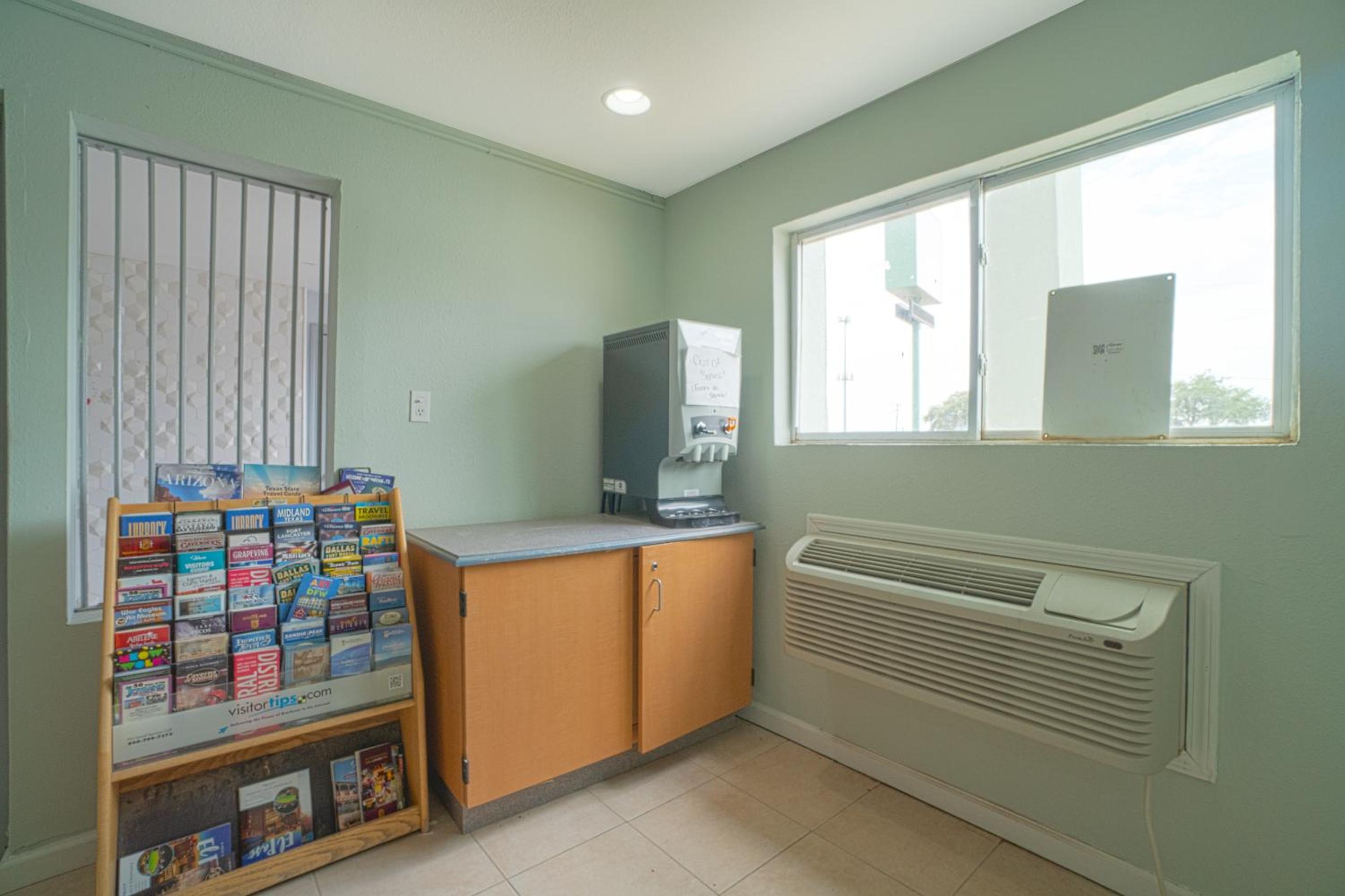 OYO Hotel Midland - photo 81
