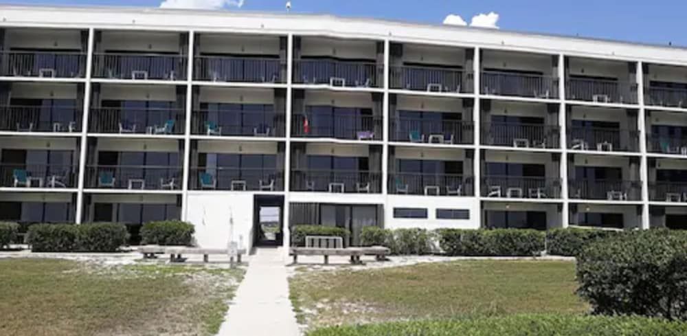 Surf Suites - photo 11