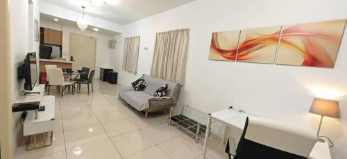 Sunway Geo Suites AD0E at Sunway City by Ezprop — 4-Star Luxury Hotel in Subang Jaya, Malaysia